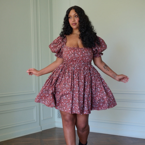 selkie beach day dress NWT XS The Crimson Size:M (In-Rental) Web Collection: The Zoey Dress Bella Hadid in Blue voluminous puff sleeves